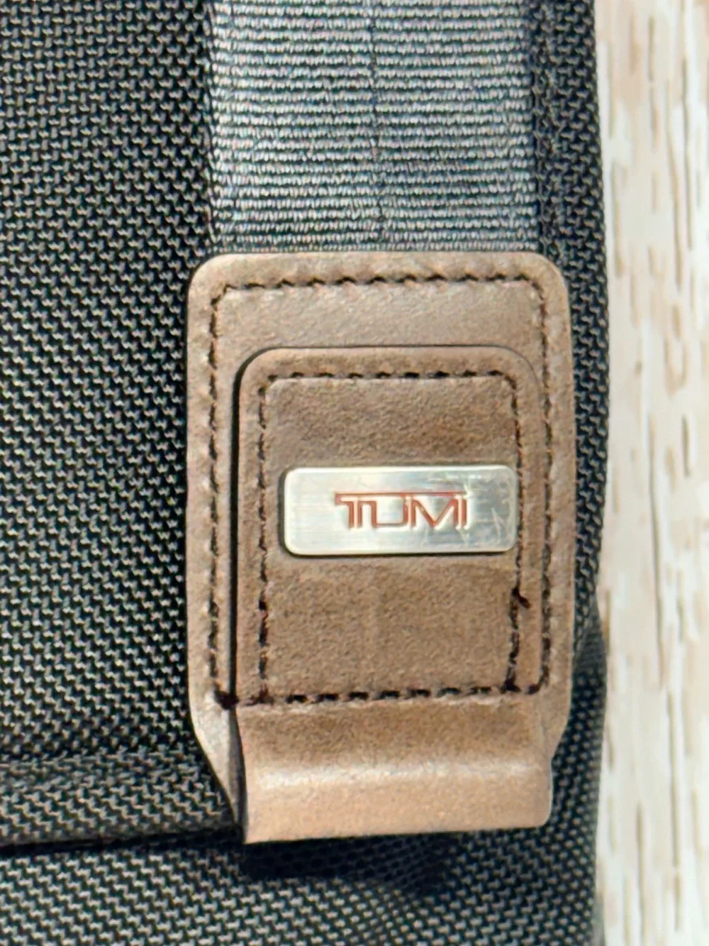 TUMI Alpha Bravo Beale Mini Messenger Bag Black Ballistic Nylon Crossbody 22371